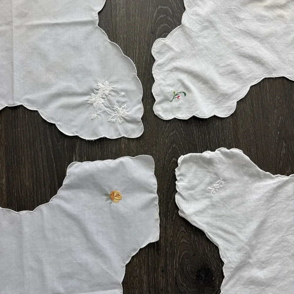 Vintage Embroidered Bread Biscuit Liners 6 White Crochet Poinsettia Cottagecore